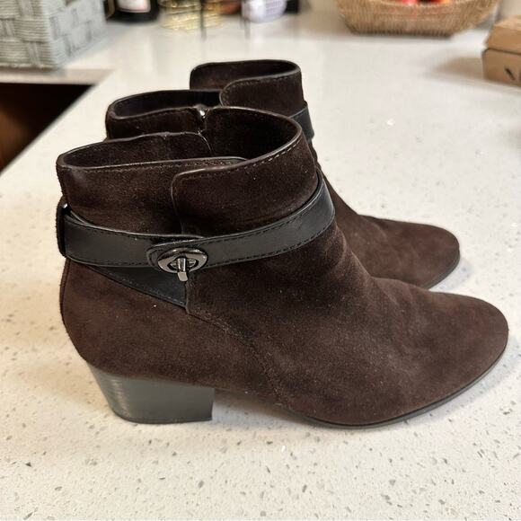 Coach Patricia Brown Suede Ankle Booties with Turnlock Strap Size 9B - Picture 1 of 10
